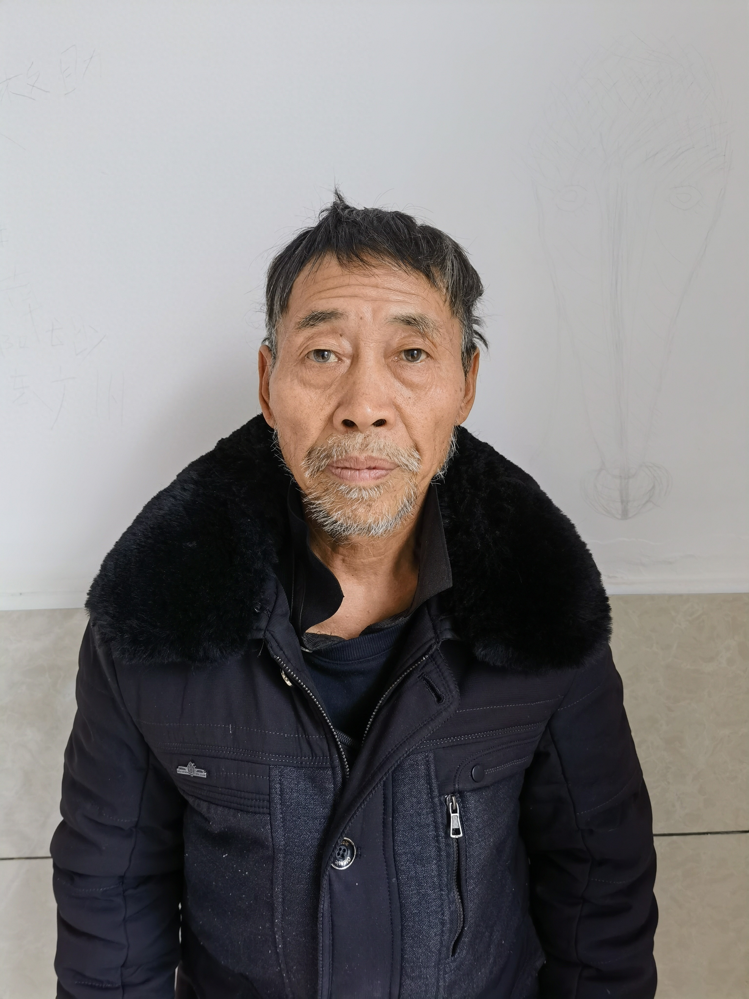走失者照片 衡阳市寻亲：六旬老人被救助，自写叫...