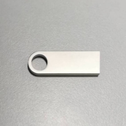 走失者照片 银白色U盘