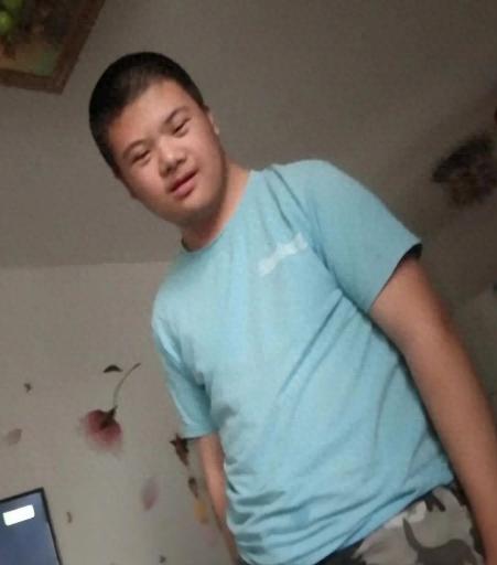 走失者照片 宿迁市急寻：16岁男孩走失，穿黄色...