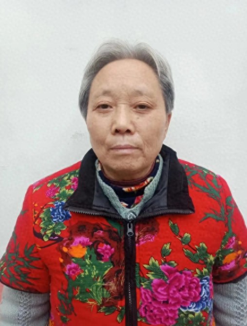 走失者照片 济南市寻人：六旬老太走失，穿绿色上...