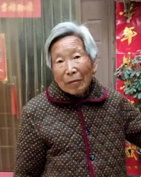 走失者照片 焦作市寻人：八旬老太走失，穿红色花...