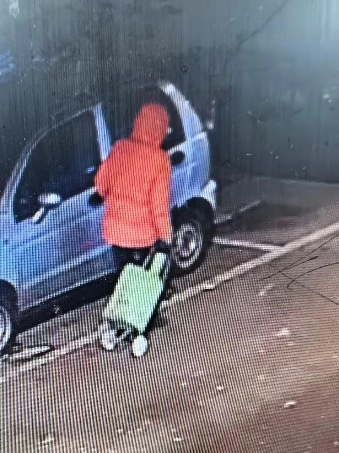 走失者照片 沈阳市寻人：七旬老太走失，穿橘红色...