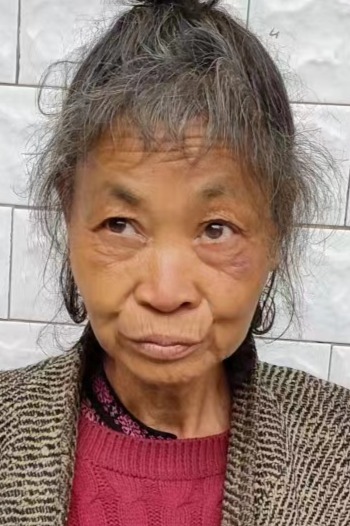 走失者照片 玉林市寻亲：八旬老太被救助，穿黑色...