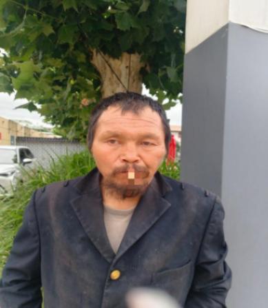 走失者照片 周口市寻亲：五旬男子被救助，穿黑色...