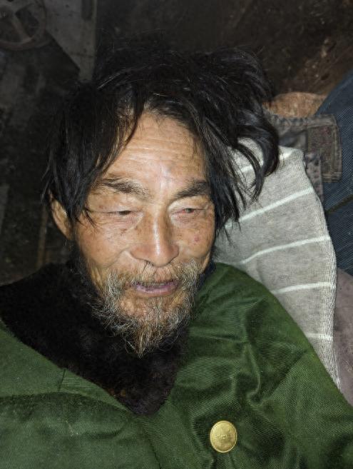 走失者照片 郴州市资兴市寻亲：六旬老人被救助，...