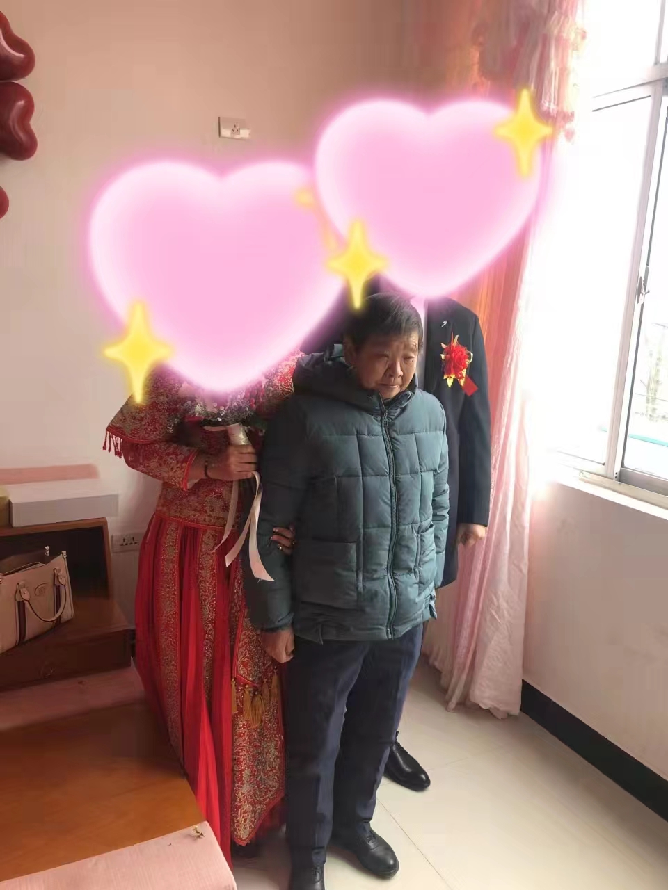 走失者照片 荆州市急寻：八旬老太走失，短发，穿...