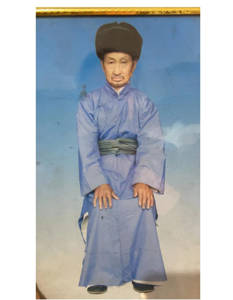 走失者照片 安顺市寻人：八旬老人走失，穿灰色毛...