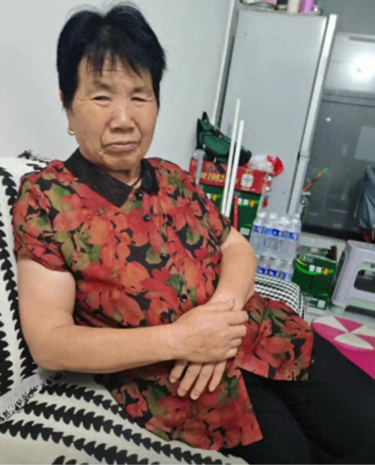 走失者照片 平顶山市汝州市寻人：七旬老太走失，...