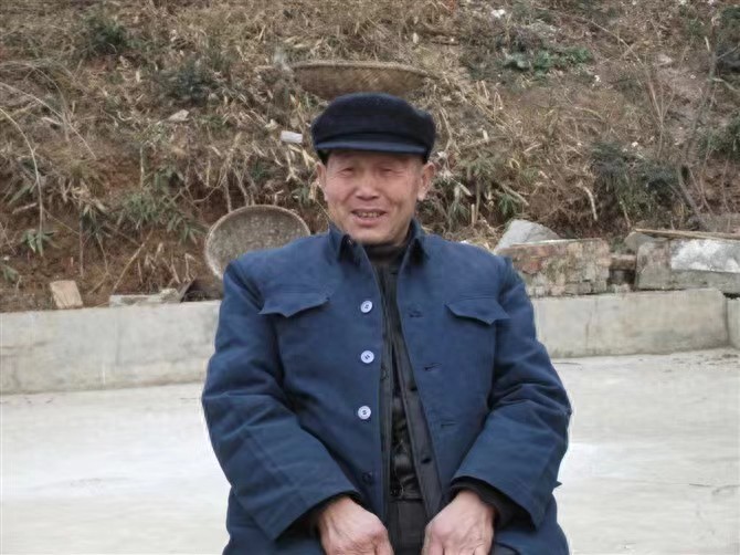 走失者照片 荆门市钟祥市寻人：八旬老人走失，高...