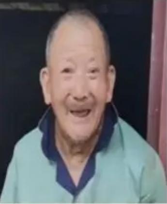 走失者照片 紧急寻人！重庆市七旬老人走失，穿黑...