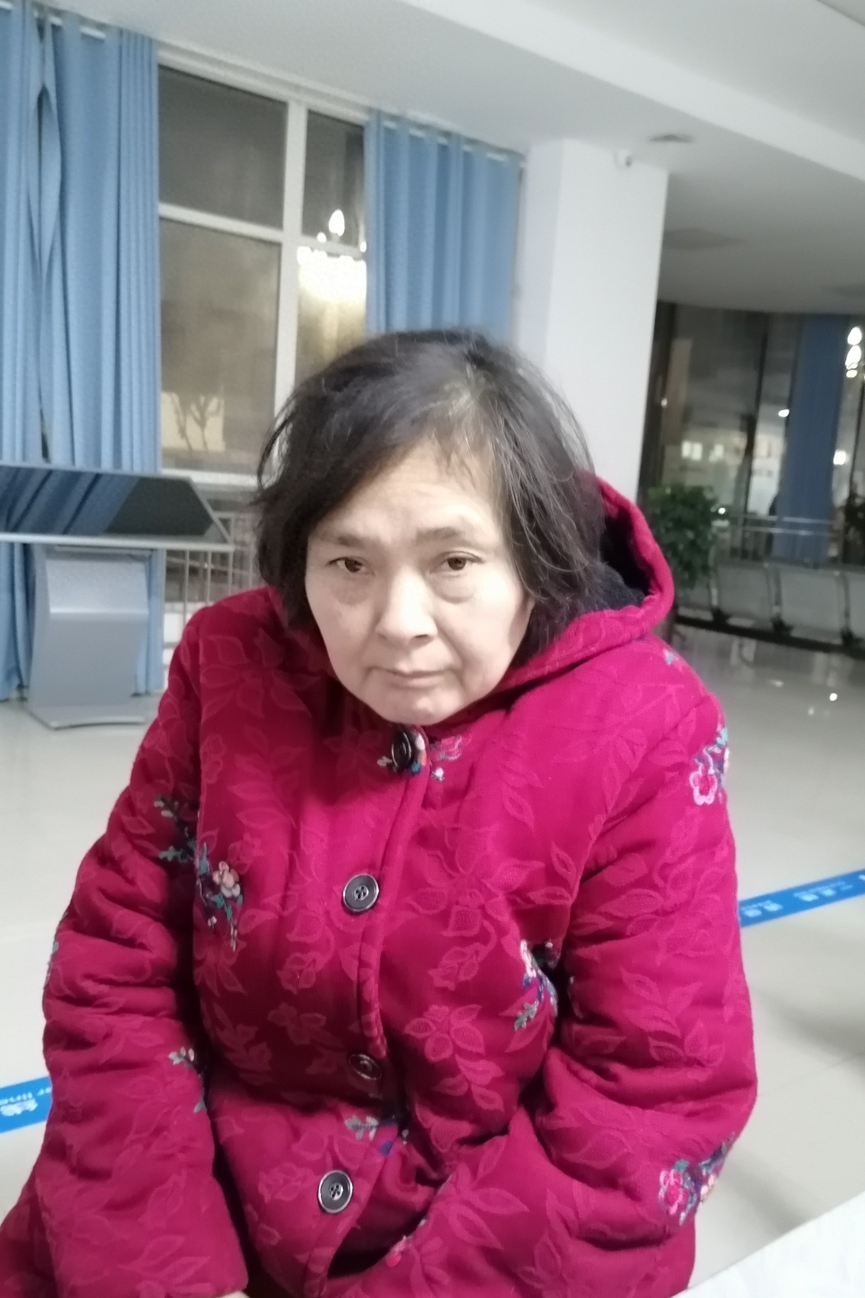 走失者照片 绵阳市寻亲：五旬女子被救助，自述叫...