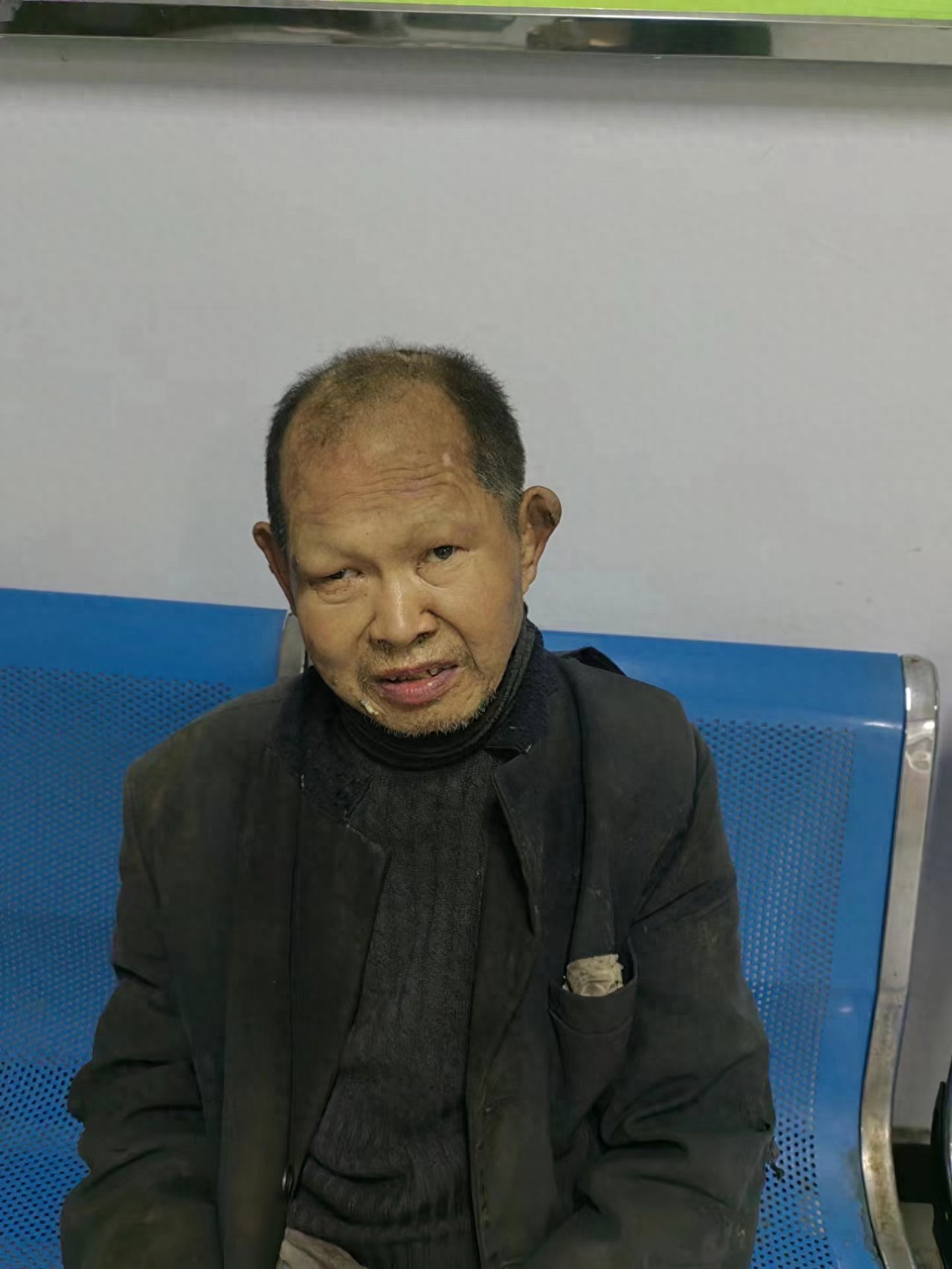 走失者照片 汉中市寻亲：五旬男子被救助，高1米...