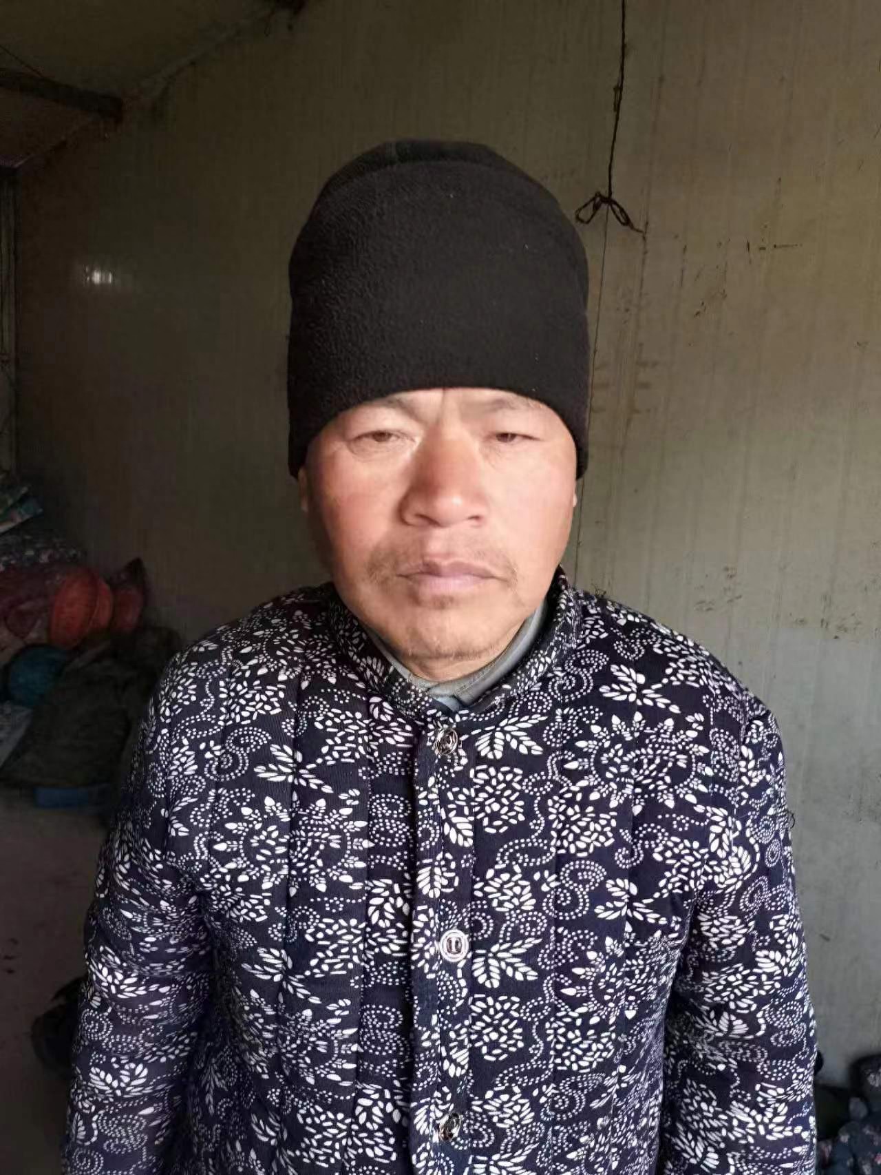 走失者照片 淮南市寻亲：五旬男子被救助，穿花棉...