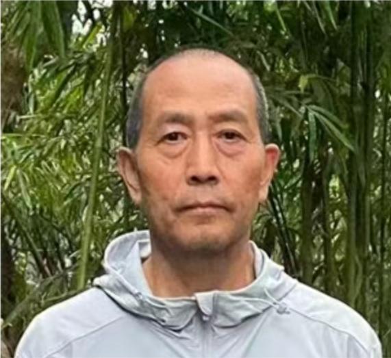 走失者照片 晋中市寻人：六旬老人走失，穿绿色防...