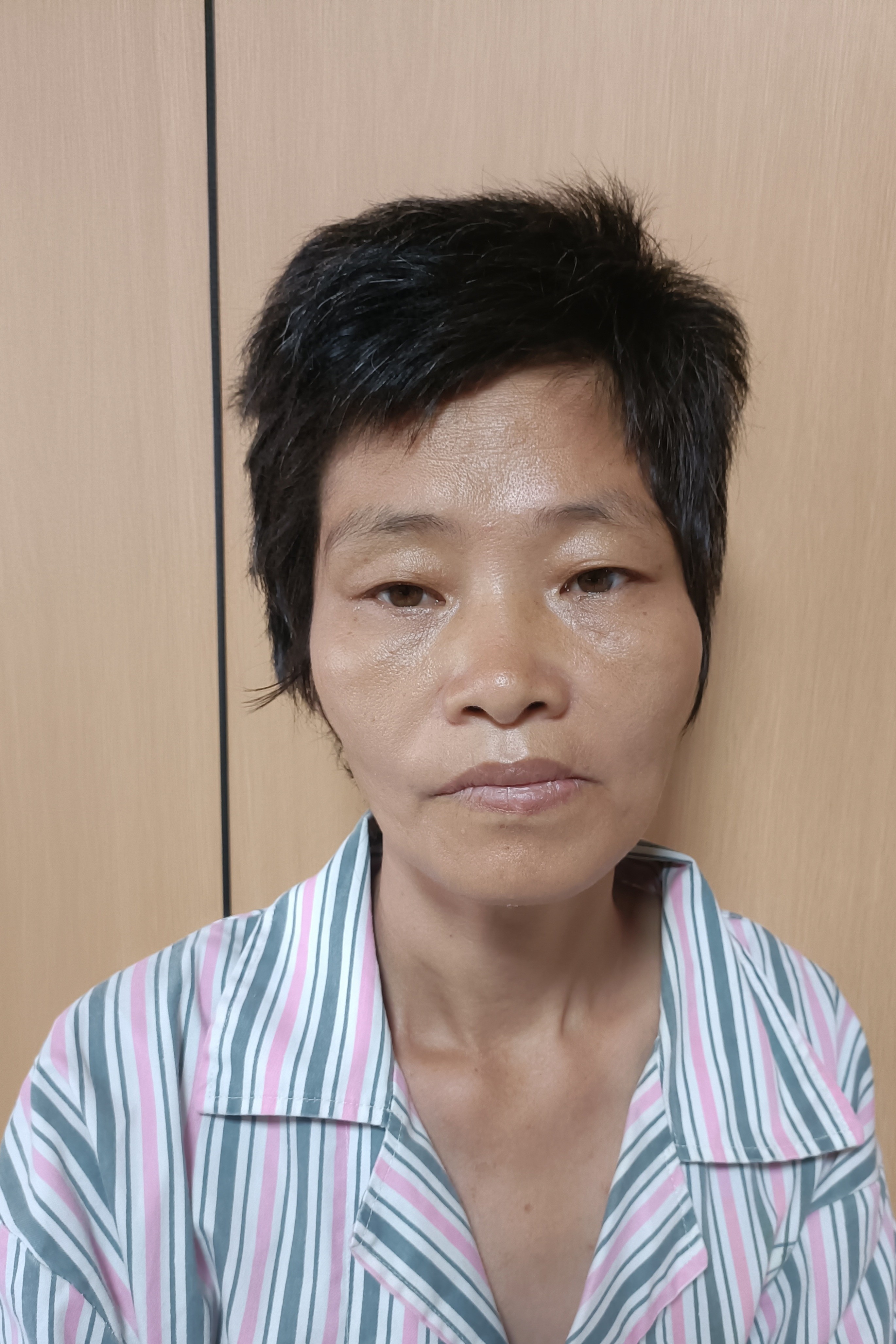 走失者照片 海口市寻亲：五旬女子被救助，自述叫...