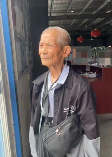 走失者照片 合肥市寻人：八旬老人走失，高1米6...