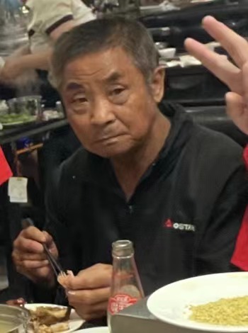 走失者照片 长春市急寻：七旬老人走失，穿黑色羽...