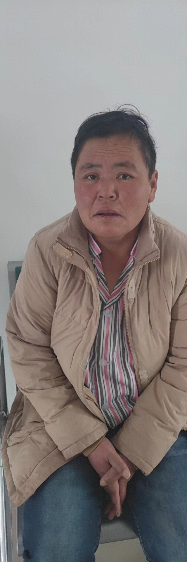 走失者照片 营口市盖州市寻亲：五旬女子被救助，...