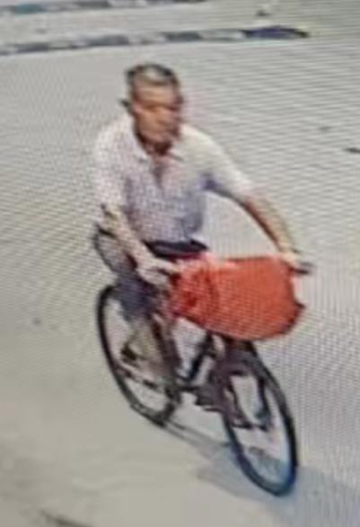 走失者照片 周口市寻人：六旬老人走失，穿蓝色短...