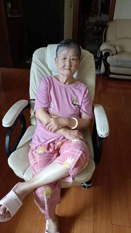 走失者照片 无锡市寻人：七旬老太走失，戴粉红色...