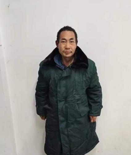 走失者照片 咸阳市寻亲：五旬男子被救助，高1米...
