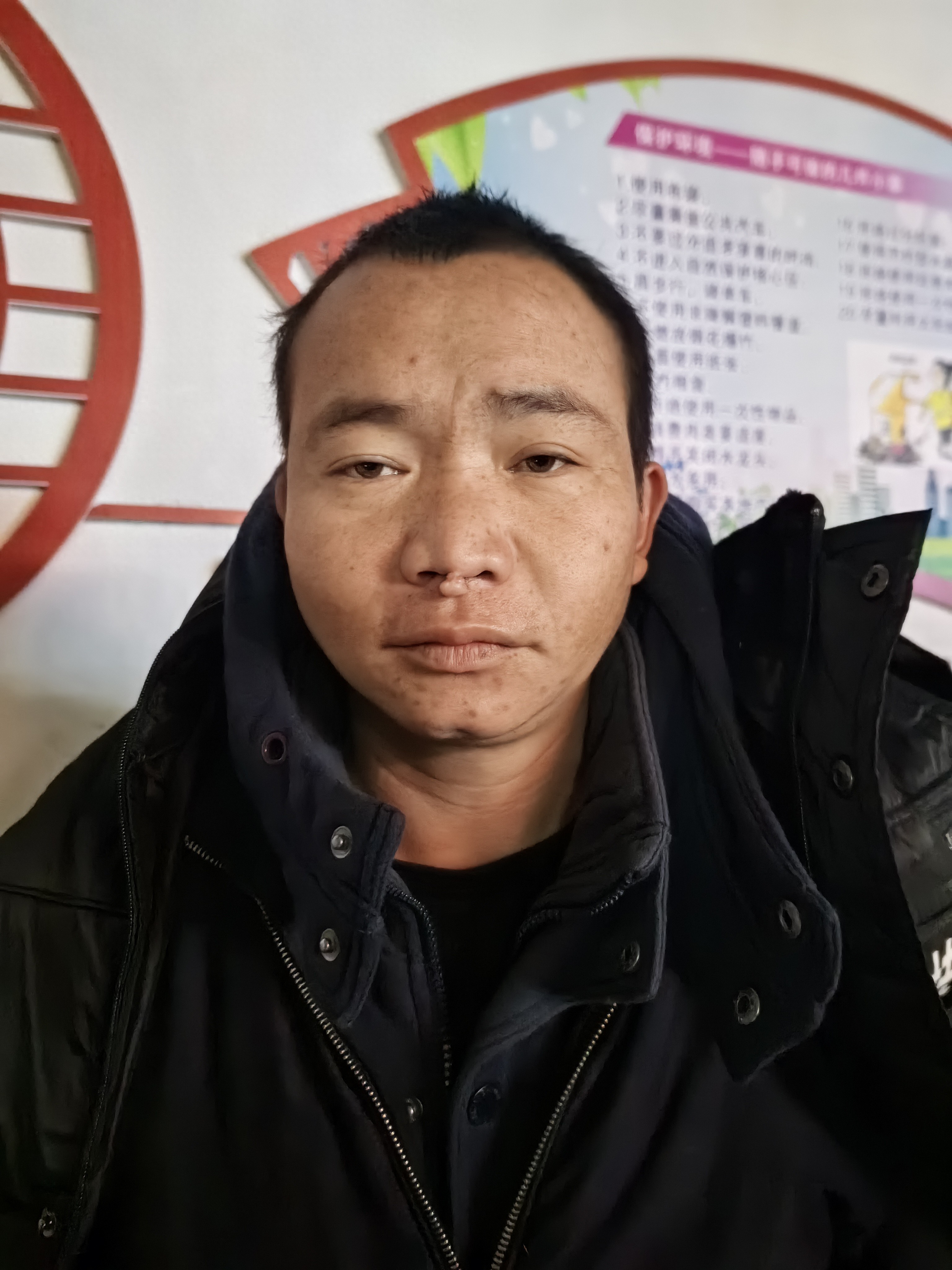 走失者照片 贵港市寻亲：青年男子在桂平市被救助...