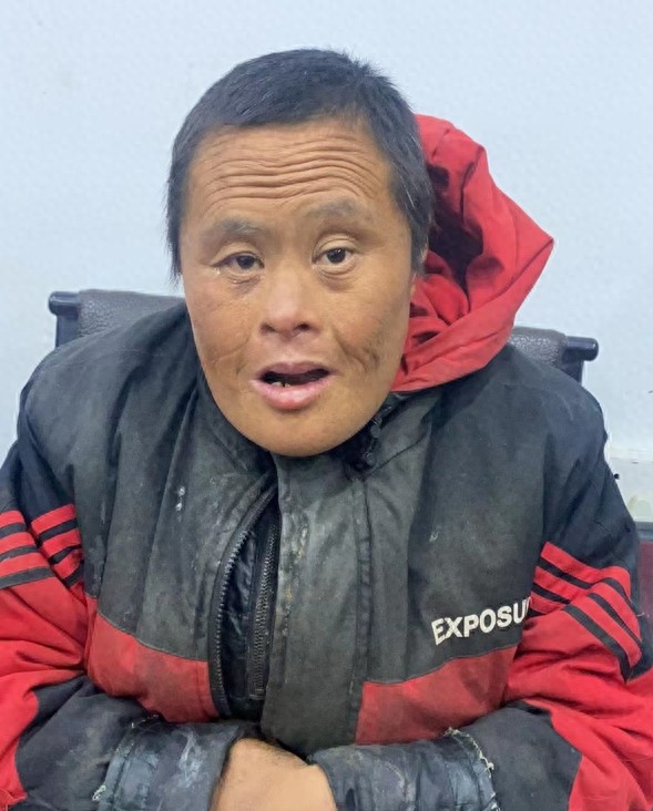 走失者照片 洛阳市偃师市寻亲：中年男子被救助，...