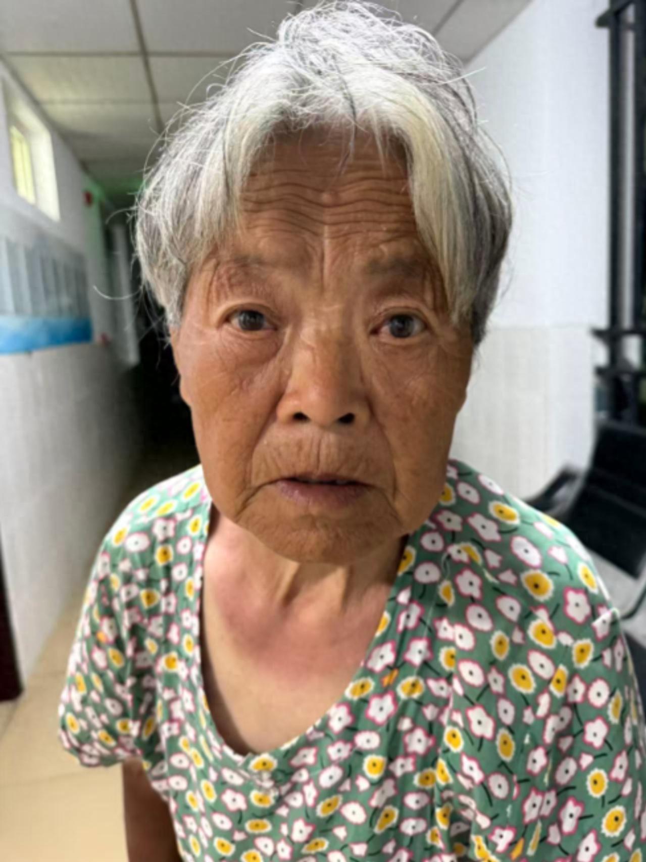 走失者照片 成都市寻亲：八旬老太被救助，自述叫...