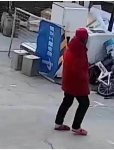 走失者照片 邵阳市急寻：七旬老太走失，穿红色外...