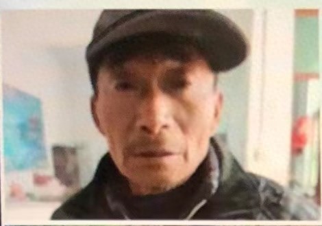 走失者照片 商丘市急寻：七旬老人走失，穿黑色羽...