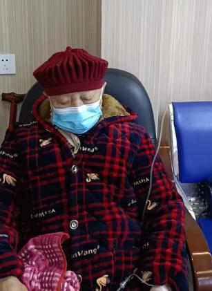 走失者照片 绵阳市急寻：江油市八旬老太走失，穿...
