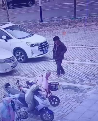 走失者照片 周口市项城市急寻：七旬老人走失，穿...
