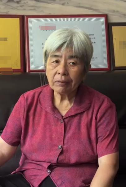 走失者照片 漳州市急寻：六旬老太走失，穿花色外...