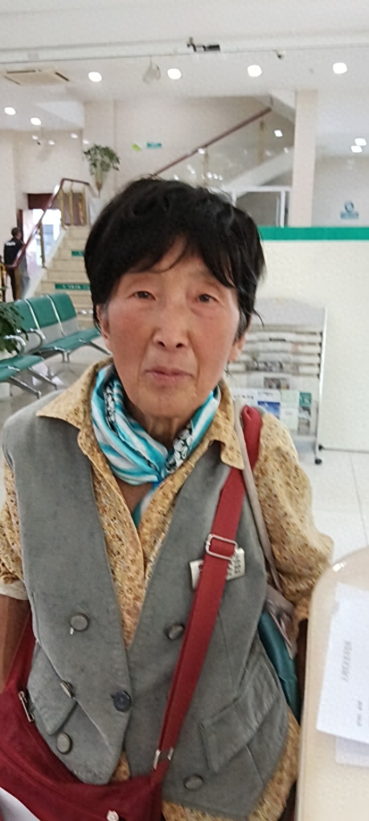 走失者照片 荆州市寻人：七旬老太失联，戴假发，...