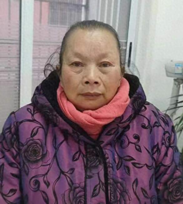 走失者照片 淮北市寻亲：六旬老太被救助，自述叫...