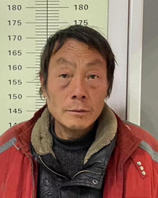 走失者照片 帮他回家：阜阳市五旬男子被救助，穿...
