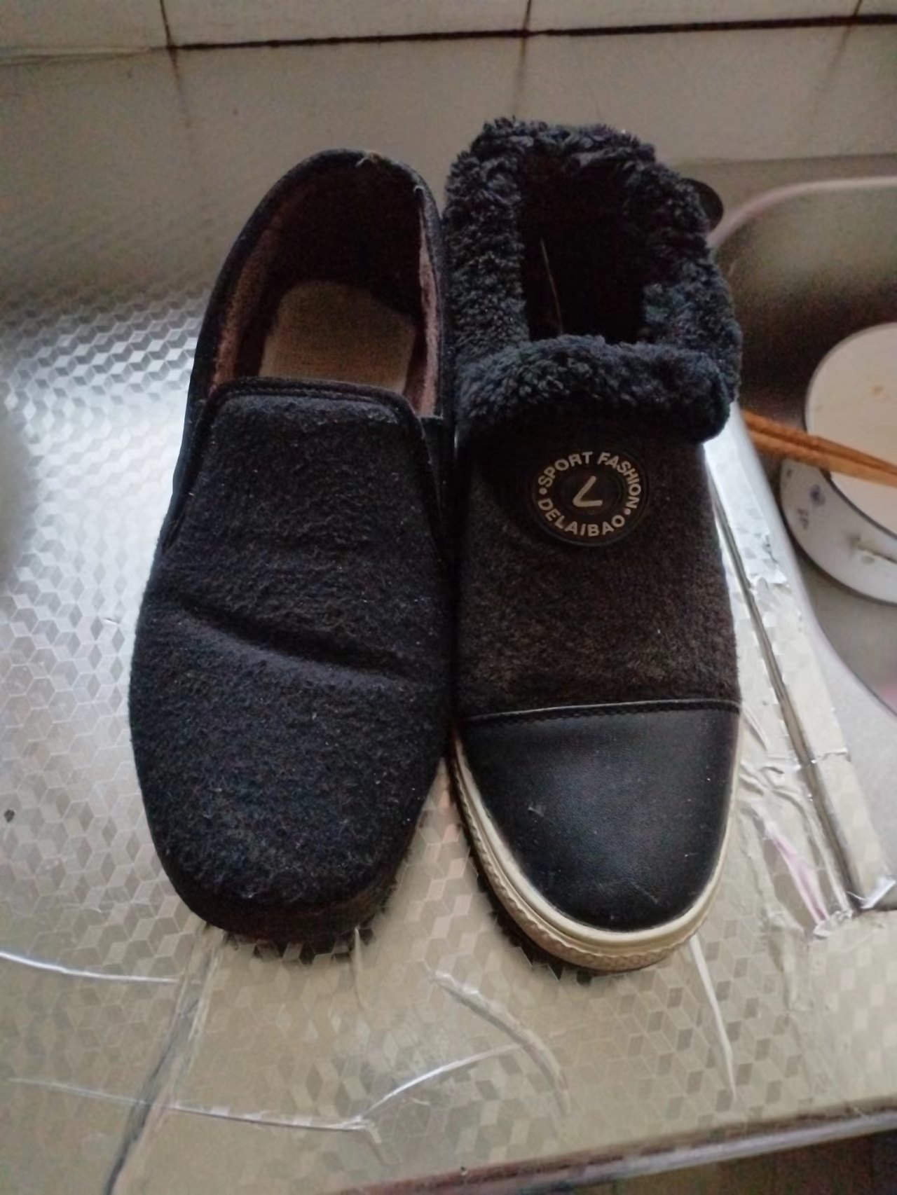 走失者照片 沈阳市急寻：六旬老人走失，患小脑萎...