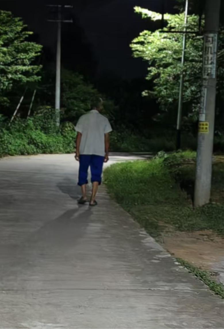走失者照片 湛江市寻人：七旬老人走失，患阿尔茨...