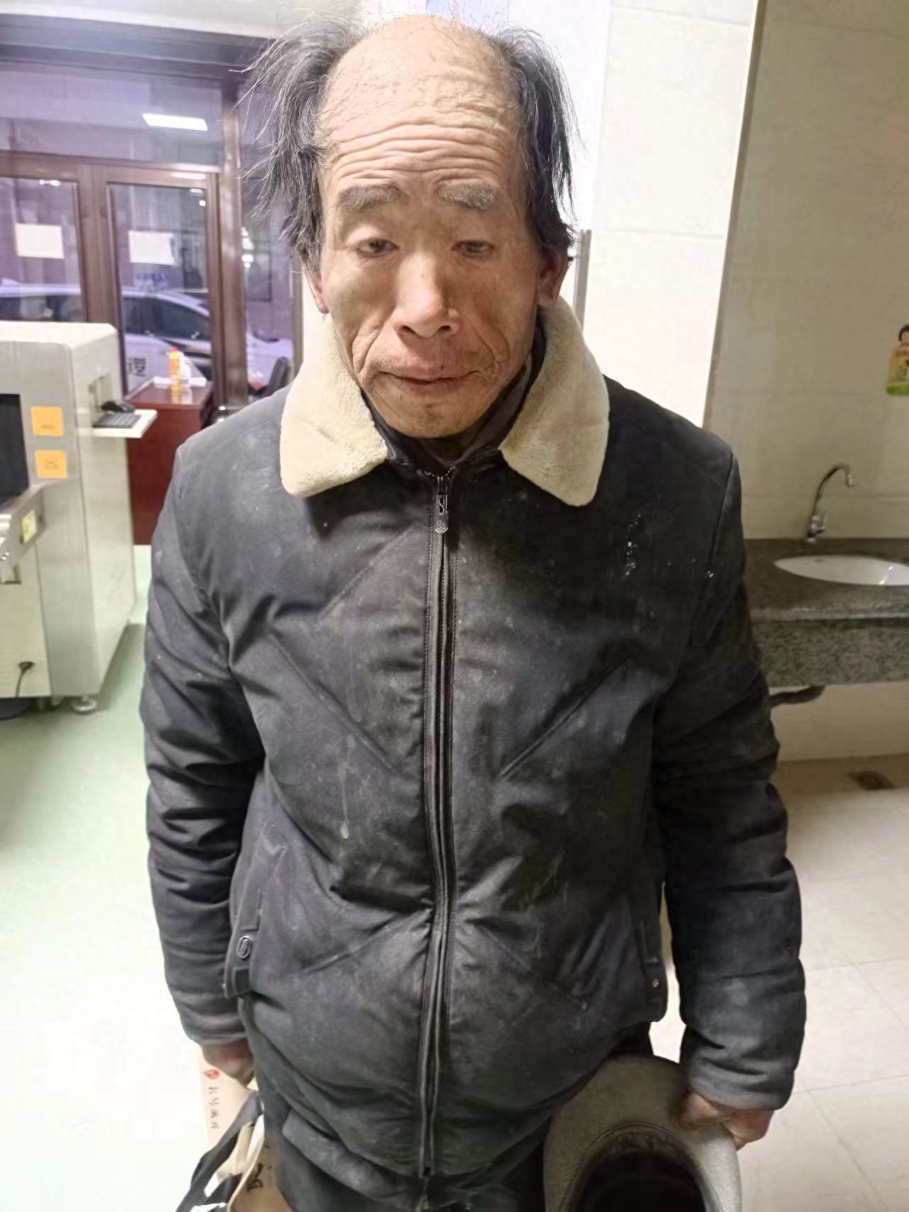 走失者照片 吴忠市寻亲：六旬老人被救助，自述叫...