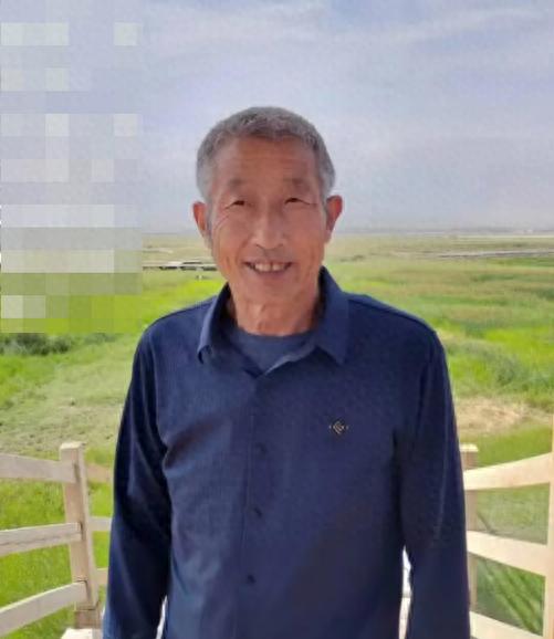 走失者照片 商丘市急寻：七旬老人走失，穿黑色马...