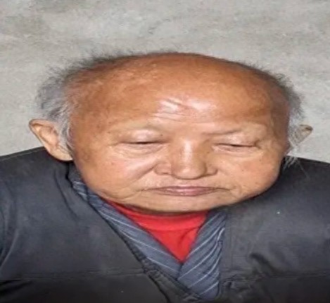 走失者照片 泸州市急寻：七旬老人失联，穿黑灰色...