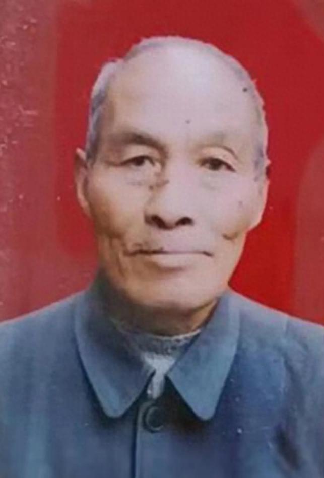 走失者照片 紧急寻人：娄底市八旬老人走失，戴黑...