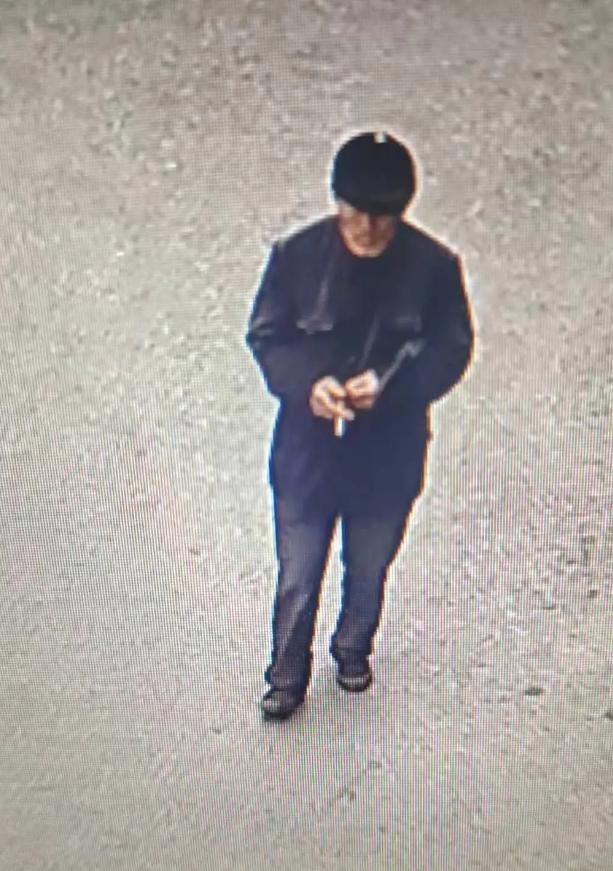 走失者照片 紧急寻人：娄底市八旬老人走失，戴黑...