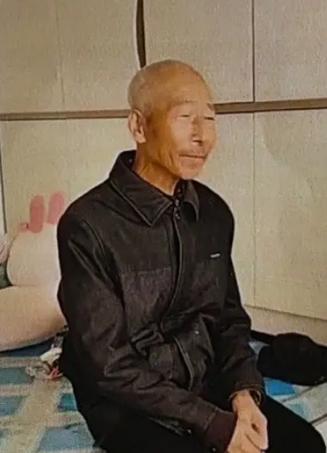 走失者照片 四平市急寻：八旬老人失联， 戴针织...