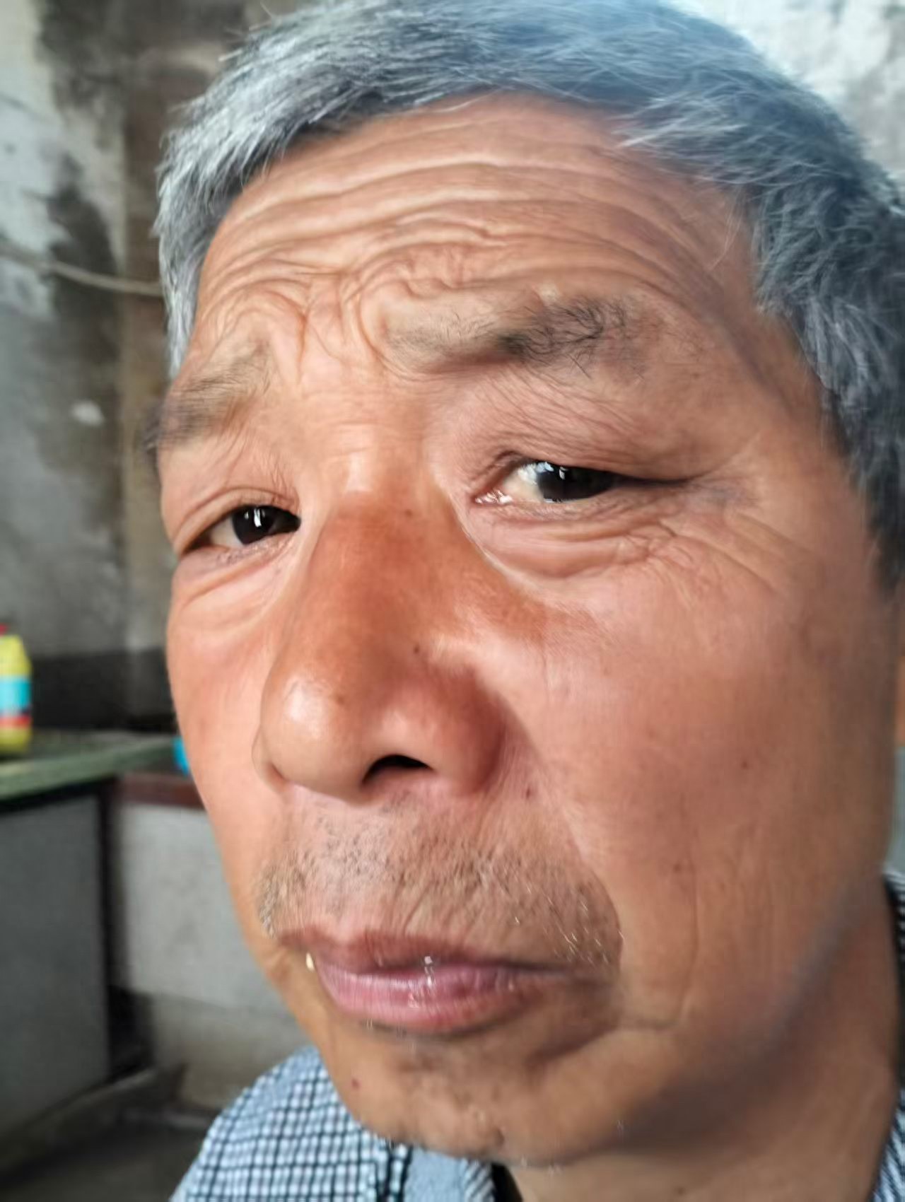 走失者照片 驻马店市寻人：五旬男子走失，患脑梗...