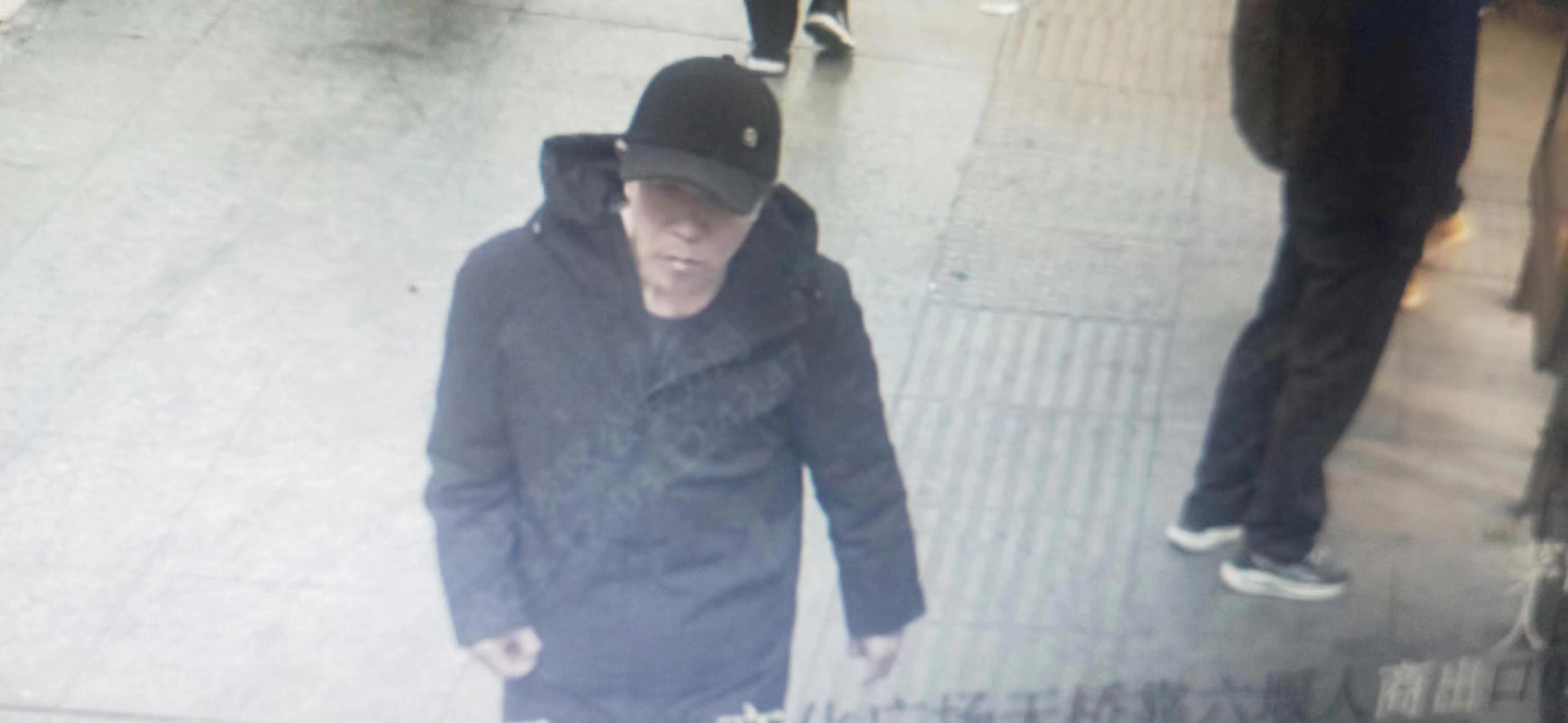 走失者照片 十堰市急寻：六旬老人走失，患手术后...