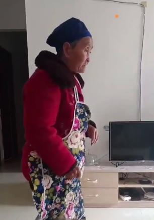 走失者照片 毕节市寻人：七旬老太走失，戴蓝色帽...