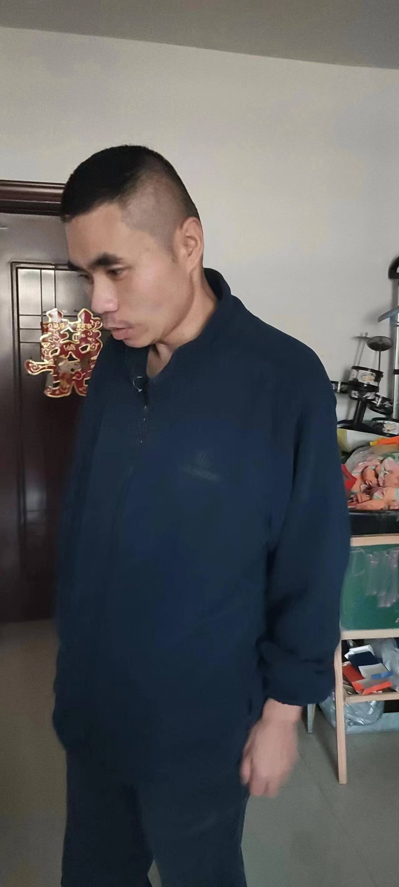 走失者照片 洛阳市急寻：青年男子走失，患精神障...