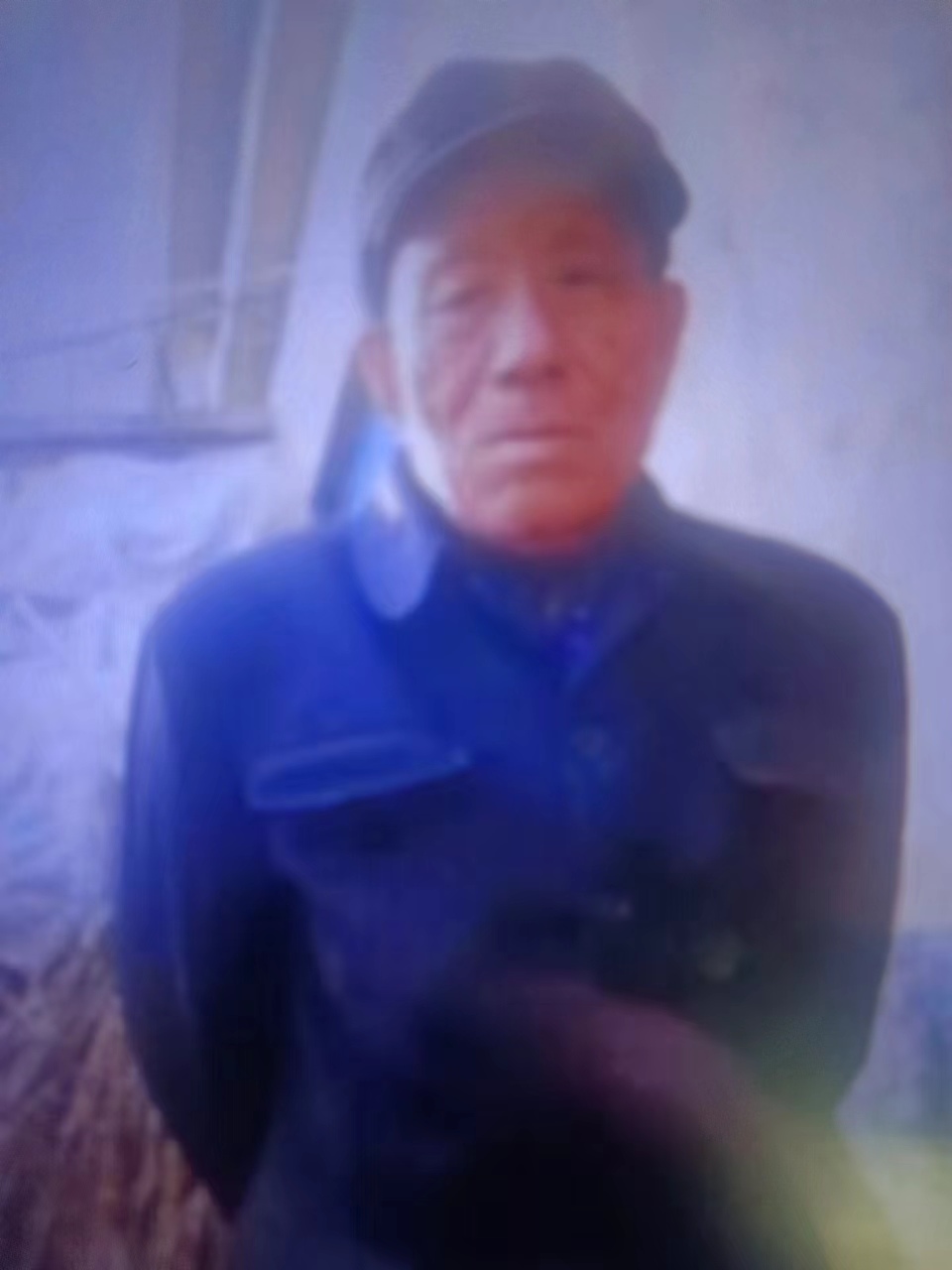 走失者照片 徐州市急寻：邳州市八旬老人走失，戴...