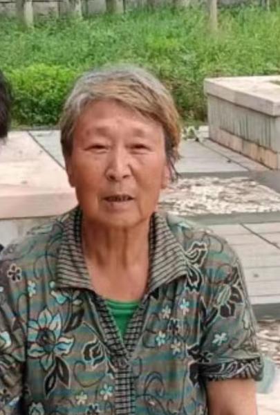 走失者照片 巴彦淖尔市寻人：七旬老太走失数日，...